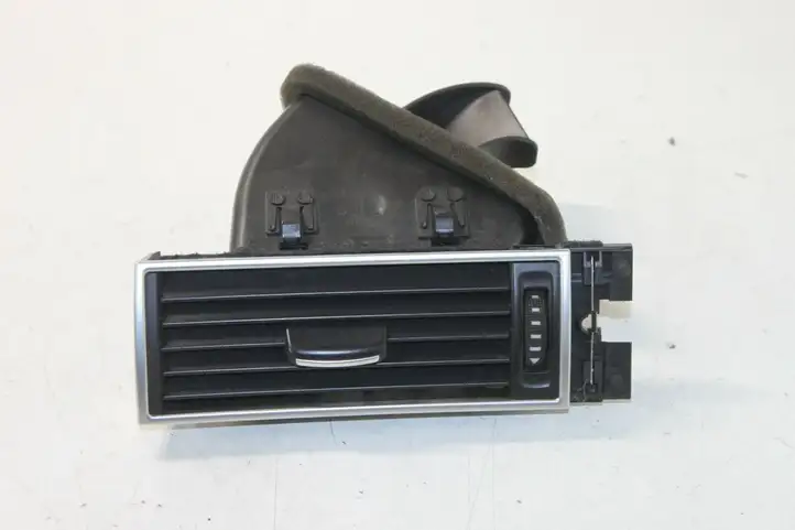 Seat Leon (5F) (2012 - 2019) 4F2820901D Боковой воздушный дефлектор — фото 1