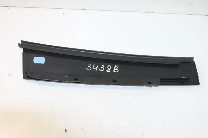 Audi A3/S3 8V (2012 - 2016) 8V5839902 Накладка стекла задней двери — фото 5