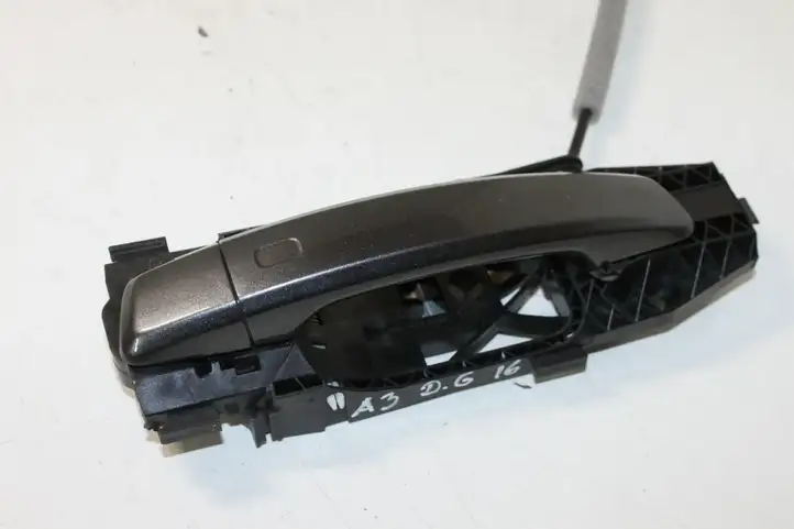 Audi A3/S3 8V (2012 - 2016) 5N0837017D Наружная ручка двери — фото 1