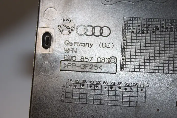 Audi A5 (2016 - ) 8W0857086C Боковая отделка панели приборов — фото 5