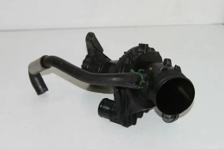 Nissan X-Trail T32 (2014 - 2021) 165761844R Детали воздухозаборника — фото 2