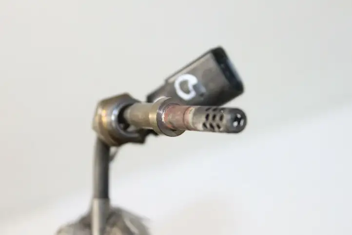 Audi A8 S8 D3 4E (2007 - 2010) 059906088A Датчик температуры выхлопных газов — фото 3