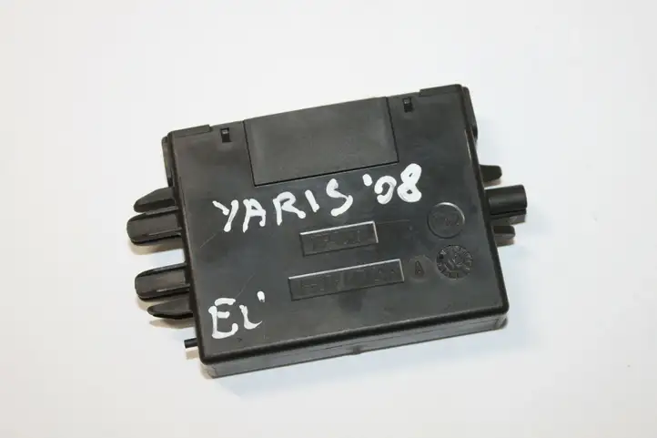 Toyota Yaris (2005 - 2009) 897800D010 Блок иммобилайзера — фото 3