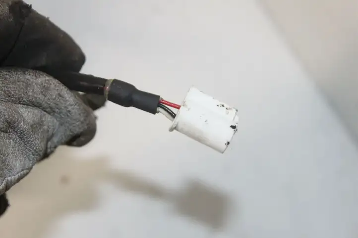 Toyota Yaris (2005 - 2009) Боковое зеркало с электроприводом — фото 4