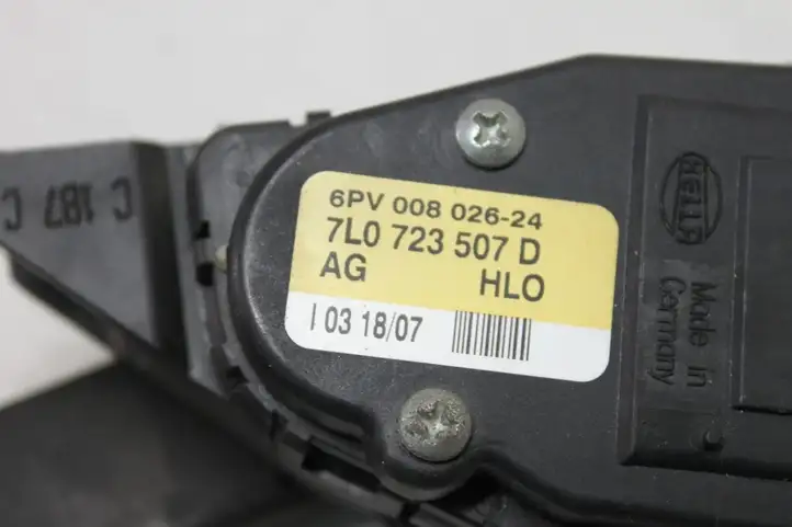 Audi Q7 4L (2009 - 2015) 7L0723507D Педаль акселератора — фото 4