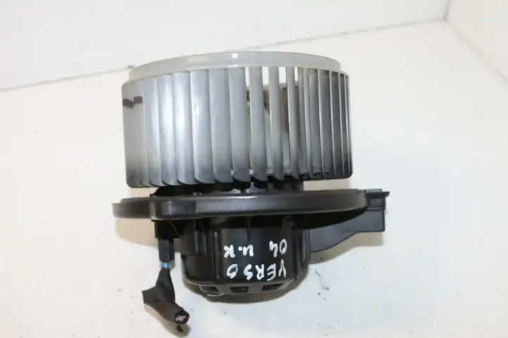 Toyota Corolla Verso E121 (2001 - 2004) MF0160700600 Вентилятор печки — фото 6