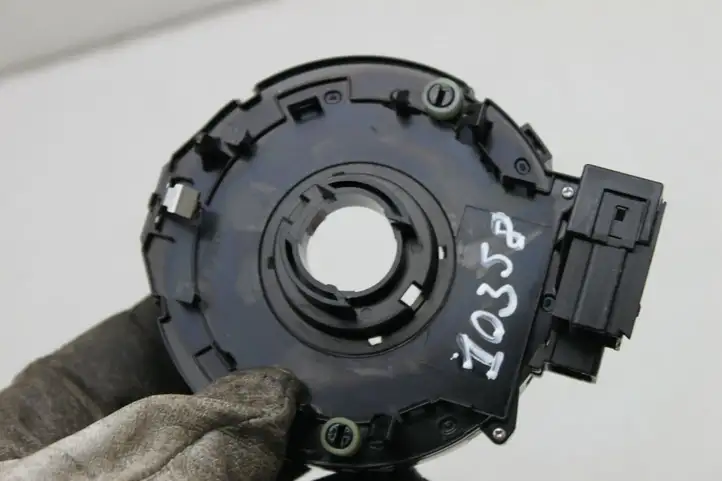 Toyota Corolla Verso E121 (2001 - 2004) Контактное кольцо SRS — фото 5