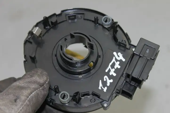 Toyota Corolla Verso E121 (2001 - 2004) Контактное кольцо SRS — фото 5
