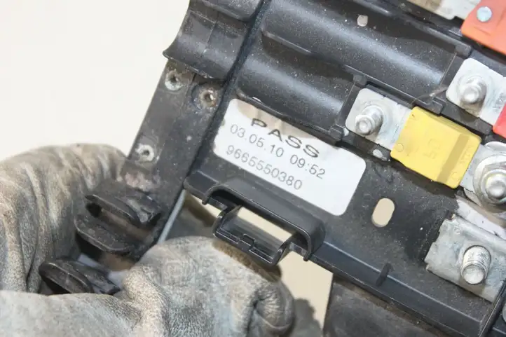 Citroen C6 (2005 - 2012) 9665550380 Прочая электропроводка — фото 4