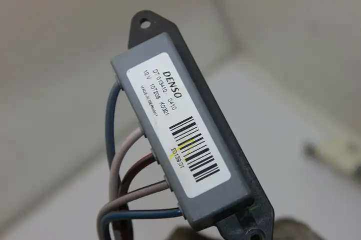 Toyota Verso (2009 - 2012) DT0134100410 Электрический отопитель салона — фото 3