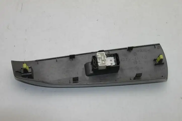 Toyota Prius (XW20) (2003 - 2009) 7427247050 Блок кнопок стеклоподъемников — фото 3
