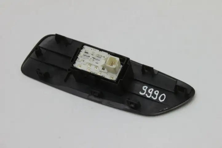 Toyota Auris 150 (2006 - 2012) 7423102530 Блок кнопок стеклоподъемников — фото 5