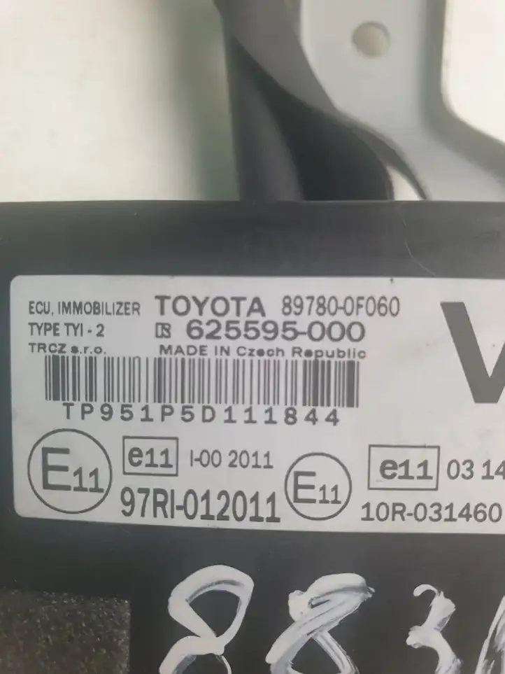 Toyota Verso (2012 - 2015) 897800F060 Блок иммобилайзера — фото 2
