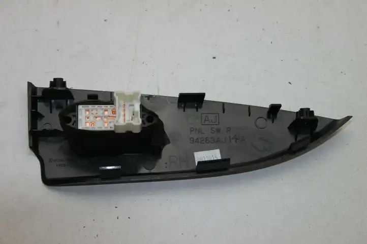 Subaru Legacy (2009 - 2013) 94263AJ14A Блок кнопок стеклоподъемников — фото 3