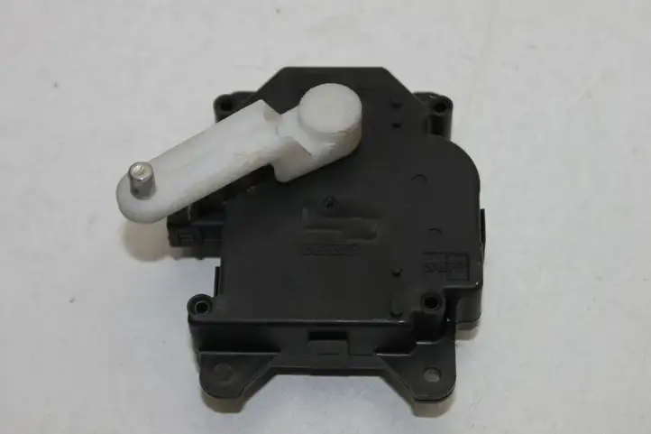 Subaru Legacy (2009 - 2013) AW0638001920 Двигатель задвижки потока воздуха — фото 3