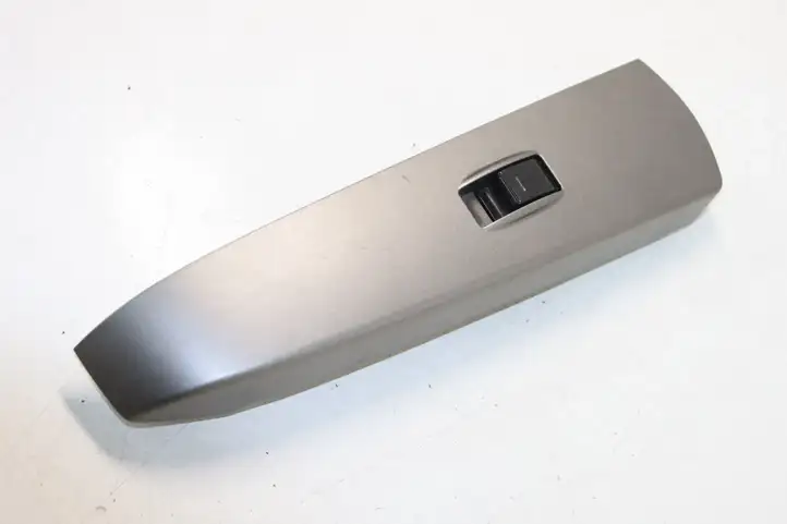 Toyota Prius (XW20) (2003 - 2009) 7423147080 Блок кнопок стеклоподъемников — фото 3