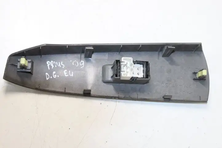 Toyota Prius (XW20) (2003 - 2009) 7427147050 Блок кнопок стеклоподъемников — фото 4