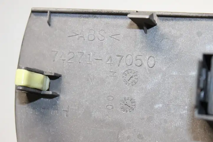 Toyota Prius (XW20) (2003 - 2009) 7427147050 Блок кнопок стеклоподъемников — фото 5