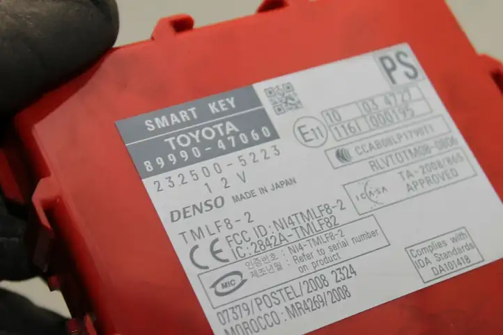 Toyota Prius (XW30) (2009 - 2015) 8999047060 Блок бесключевого доступа — фото 2