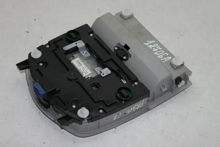 Toyota Prius (XW30) (2009 - 2015) 8973247030 Передняя подсветка — фото 5