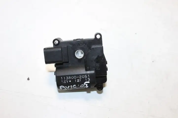 Toyota Avensis T250 (2006 - 2009) 1138002051 Двигатель задвижки потока воздуха — фото 1