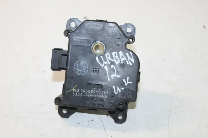 Toyota Urban Cruiser (XP110) (2007 - 2016) PLS0638000181 Двигатель задвижки потока воздуха — фото 1