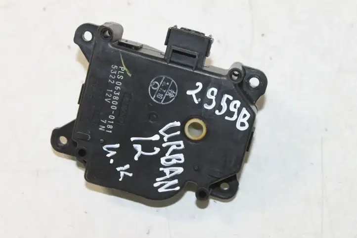 Toyota Urban Cruiser (XP110) (2007 - 2016) PLS0638000181 Двигатель задвижки потока воздуха — фото 4