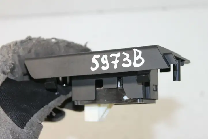 Toyota Auris E180 (2012 - 2018) 7427102630 Блок кнопок стеклоподъемников — фото 5