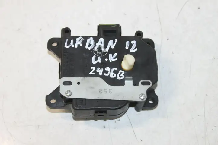 Toyota Urban Cruiser (XP110) (2007 - 2016) 0638000172PLS Двигатель задвижки потока воздуха — фото 4