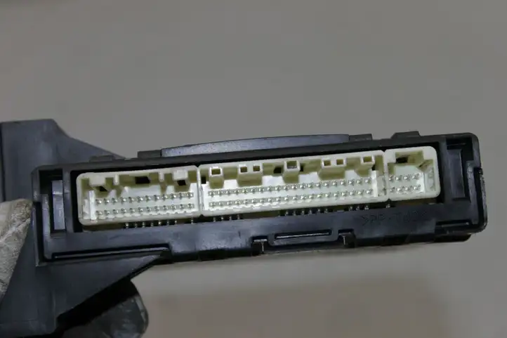 Toyota Prius (XW30) (2009 - 2015) 8865047061 Модуль управления кондиционером — фото 3