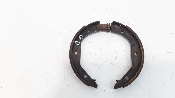 BMW 5 E39 (1996 - 2003) Колодки ручного тормоза — фото 1