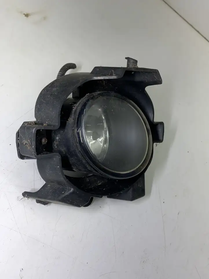 Nissan Qashqai (2006 - 2010) 261558990 Передняя противотуманная фара — фото 2