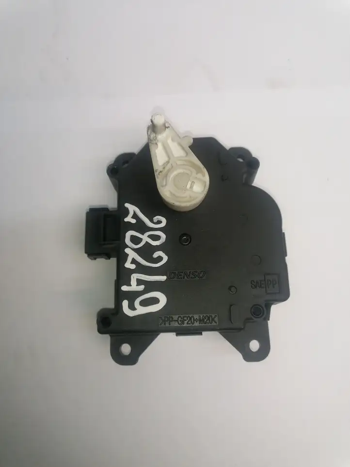 Mitsubishi Colt (2004 - 2008) AE0637008320 Двигатель задвижки потока воздуха — фото 2