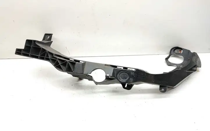 BMW 3 E92 E93 (2005 - 2014) 7227925 Кронштейн передней фары — фото 1