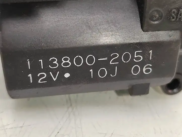 Toyota Avensis T250 (2006 - 2009) 1138002051 Двигатель задвижки потока воздуха — фото 4