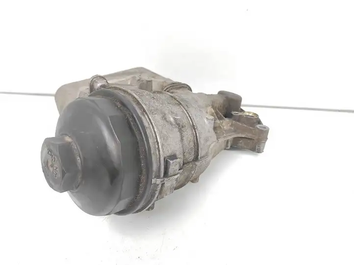 Volvo S80 (2006 - 2009) 675037310 Кронштейн масляного фильтра — фото 4