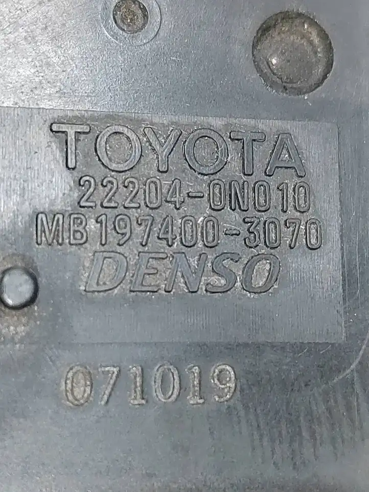 Toyota Avensis T250 (2006 - 2009) 222040N010 Датчик массового расхода воздуха — фото 6