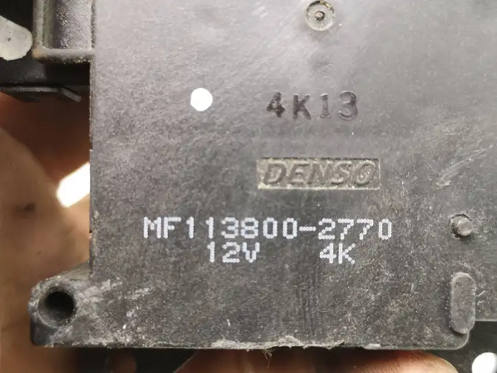 Mitsubishi Colt (2004 - 2008) MF1138002770 Двигатель задвижки потока воздуха — фото 2