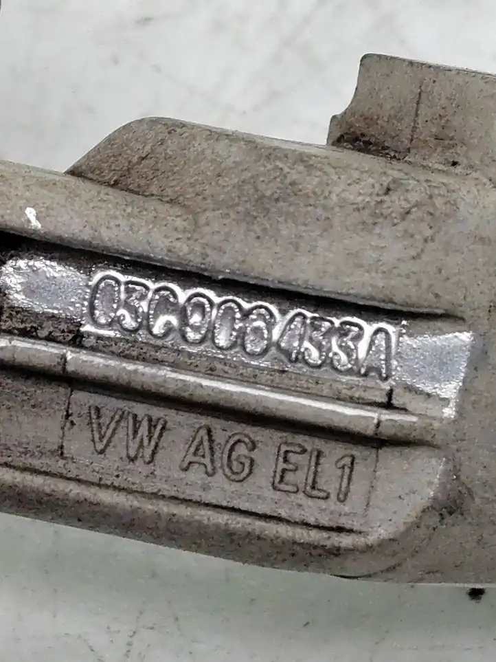 Volkswagen PASSAT B6 (2005 - 2010) 03C906433A Датчик коленвала — фото 4