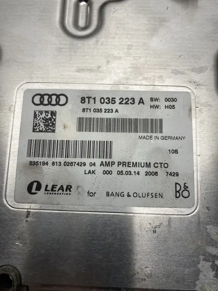 Audi A4 S4 B8 8K (2007 - 2011) 8T1035223A Усилитель звука — фото 5