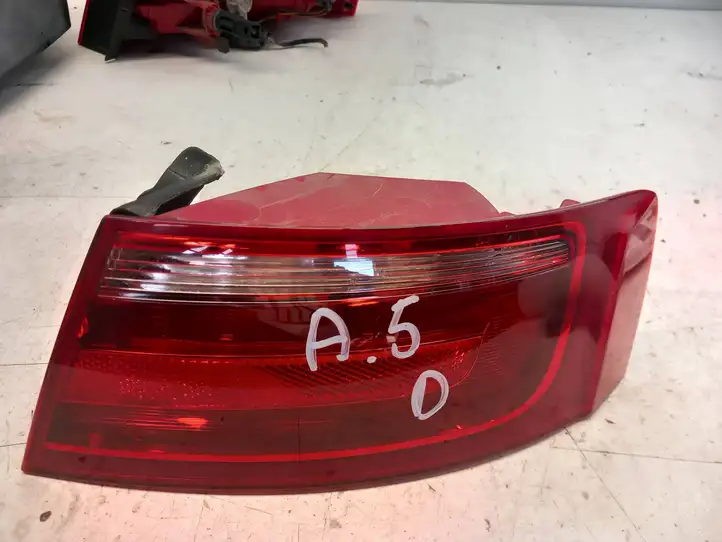Audi A5 8T 8F (2007 - 2011) 8T0945096 Задний фонарь в кузове — фото 1
