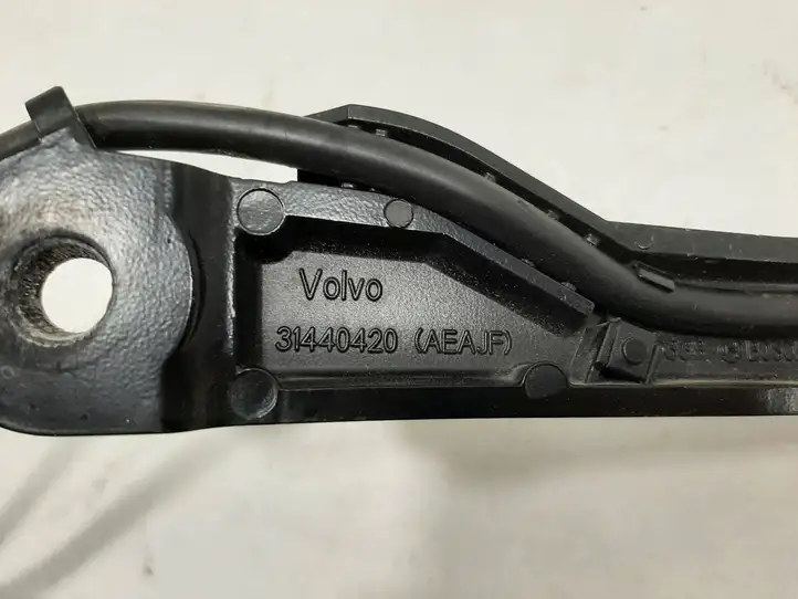 Volvo S90, V90 (2016 - 2020) 31440420 Дворники лобового стекла — фото 5