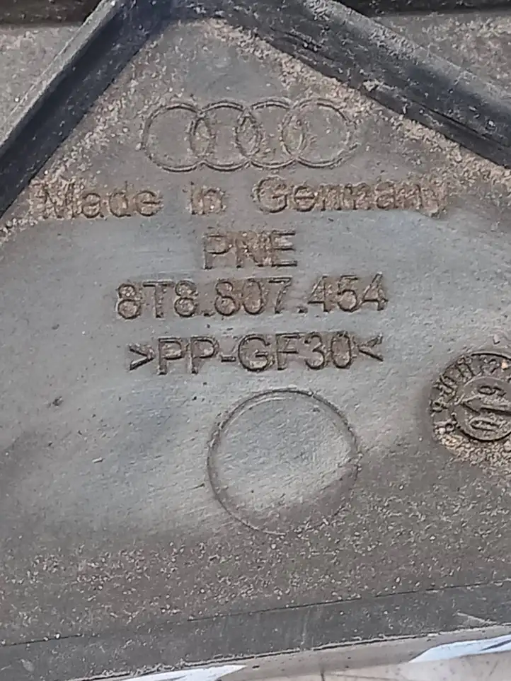 Audi A5 8T 8F (2007 - 2011) 8T8807454 Кронштейн заднего бампера — фото 3