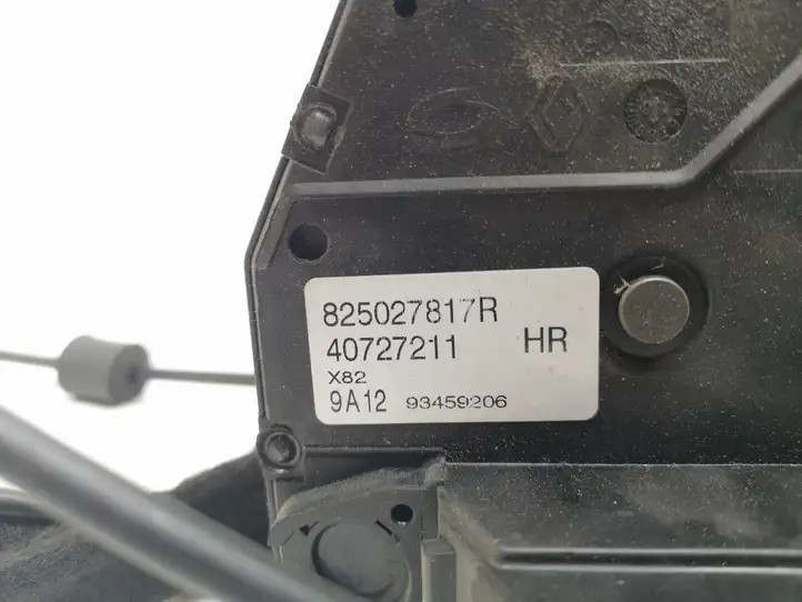 Renault Trafic III (X82) (2014 - ) 825027817R Замок раздвижной двери — фото 4