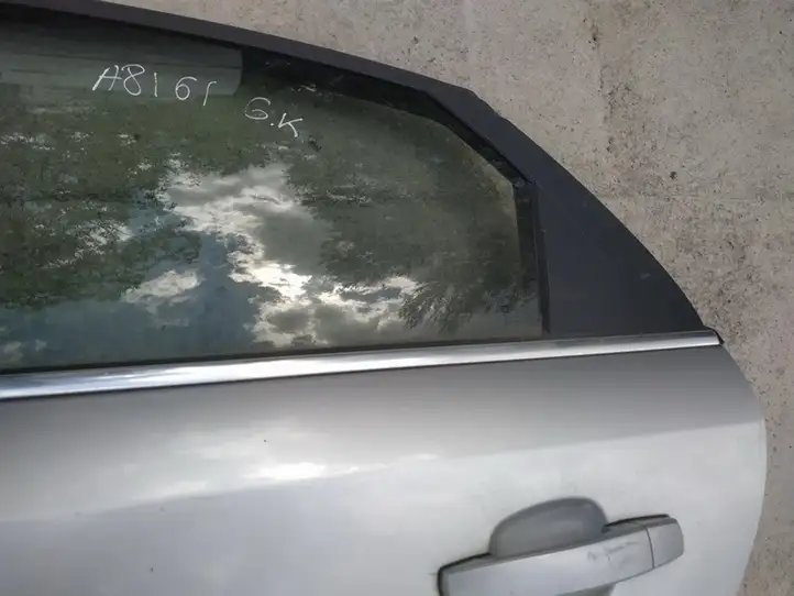 Opel Vectra C (2002 - 2005) Накладка стекла задней двери — фото 3