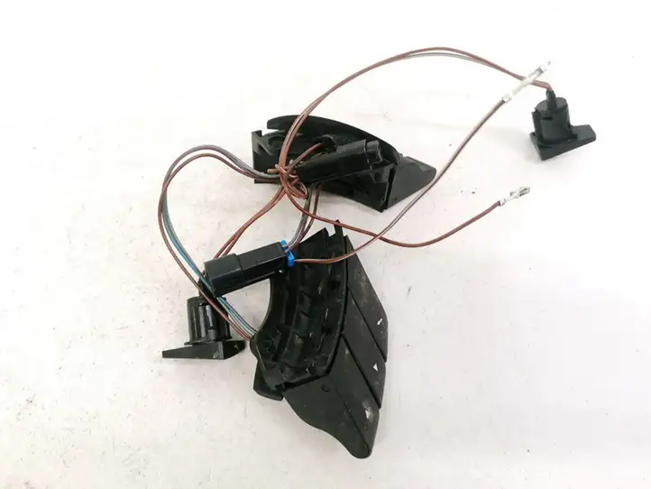 Opel Meriva A (2002 - 2006) 09185419 Кнопки на рулевом колесе — фото 1