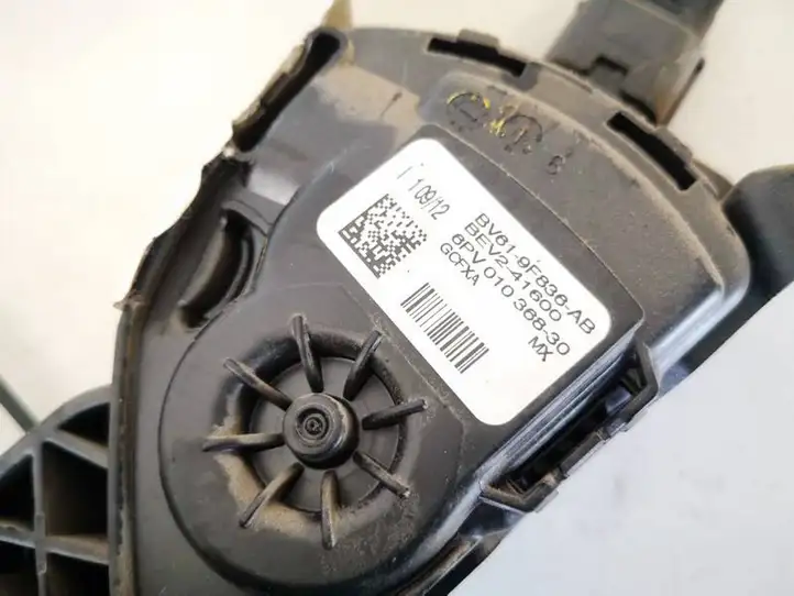 Ford Focus (2011 - 2015) bv619f836ab Педаль акселератора — фото 3