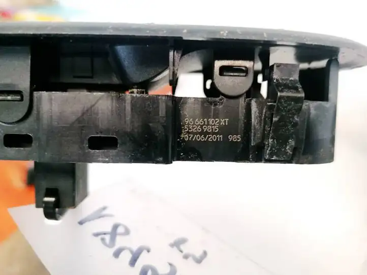Citroen C5 (2008 - 2017) 96661102xt Кнопка стеклоподъемников — фото 3