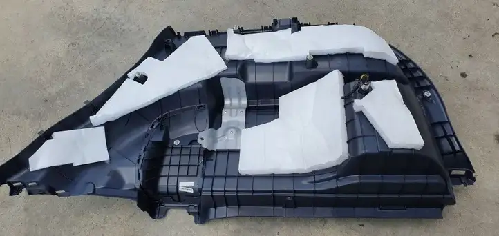 Honda CR-V (2009 - 2012) Боковая обшивка багажника — фото 3