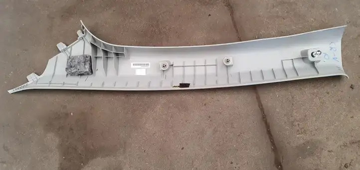 Honda CR-V (2009 - 2012) Обшивка стойки A — фото 3